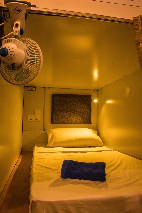 Hotel Bunk Planet à Kandy Extérieur photo