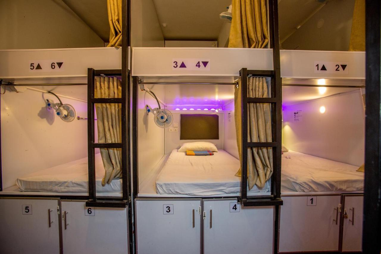 Hotel Bunk Planet à Kandy Extérieur photo