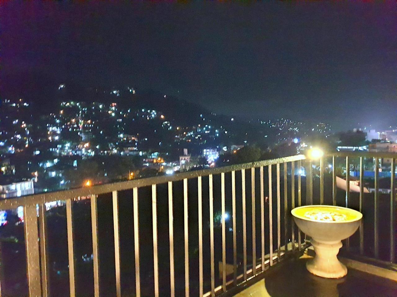 Hotel Bunk Planet à Kandy Extérieur photo
